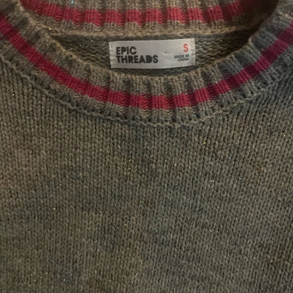 Epic Threads Gray Sweater with Colorful Star Accents - Picture 3 of 4